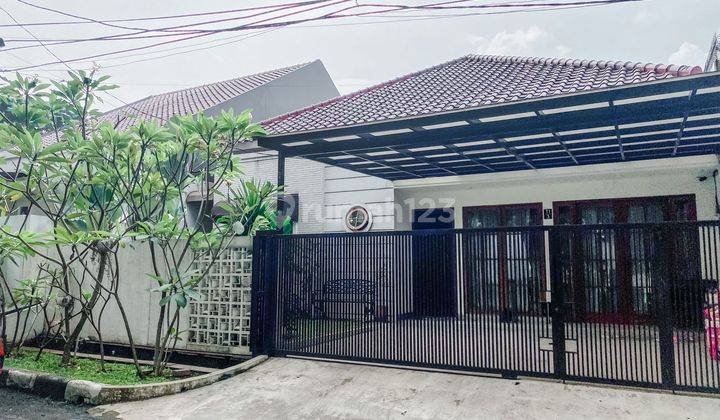 Rumah siap huni....semi furnish rapi bagus di Villa Melati.Mas  1