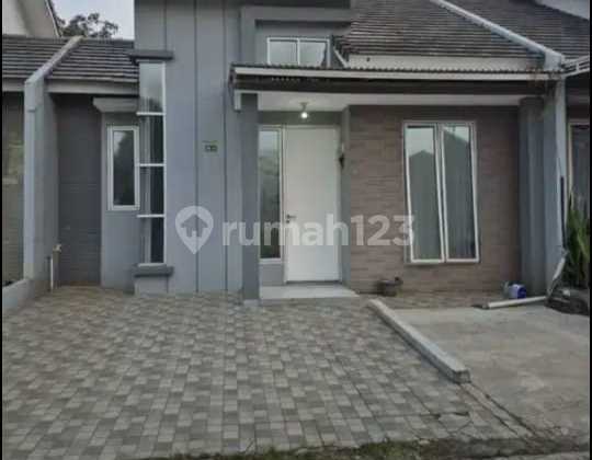 Serpong garden 1 Ready to live in, neat, by ren.