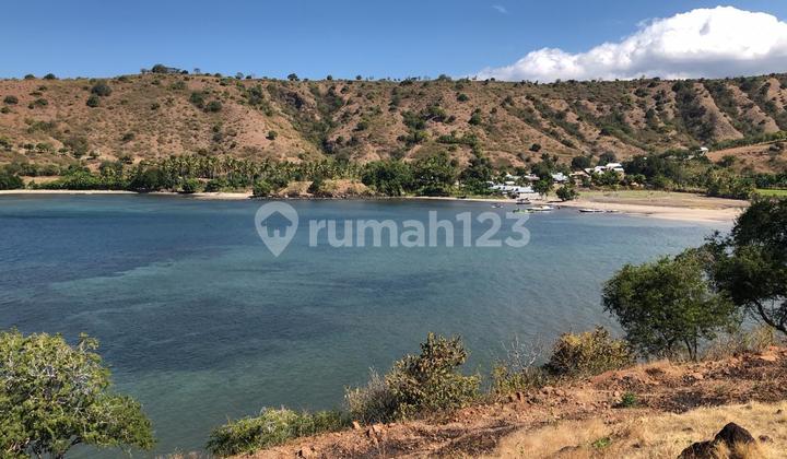 Beachside Villa Cottage in West Nusa Tenggara Bygerd