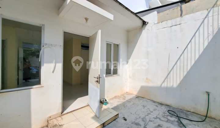 Serpong Natura 2 ******** ******** 2