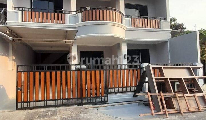 Muraaah Siap Huni Fullq Renovasi Full Tingkat Hadap Utara 