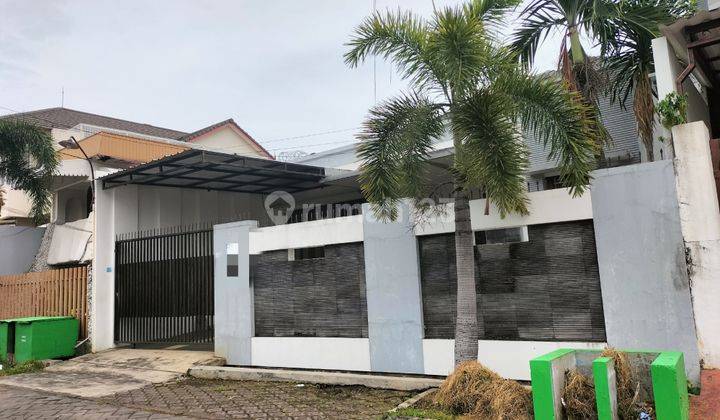 Rumah di Pleburan tengah kota Semarang 5