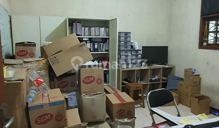 DISEWAKAN RUMAH JOGLO JAKARTA BARAT STRATEGIS BISA UNTUK USAHA & GUDANG  7