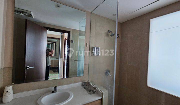 kamar mandi dijual cepat apartemen corner u