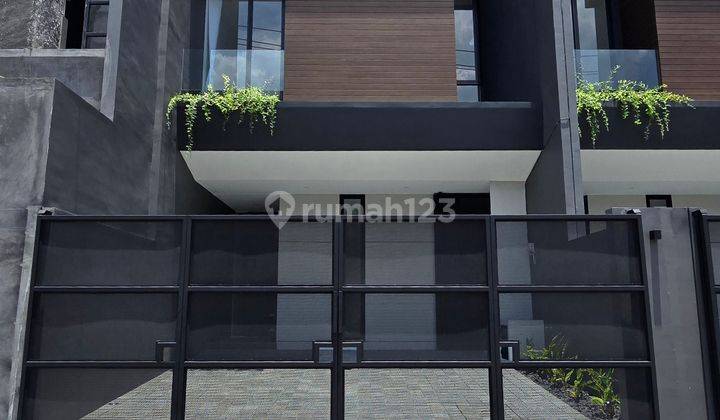 Rumah Baru Gress Siap Huni Kutisari Indah 1