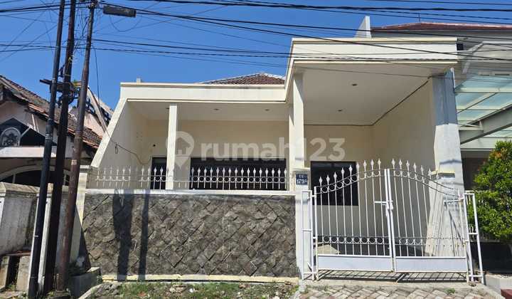 Disewakan Rumah Nirwana Executive