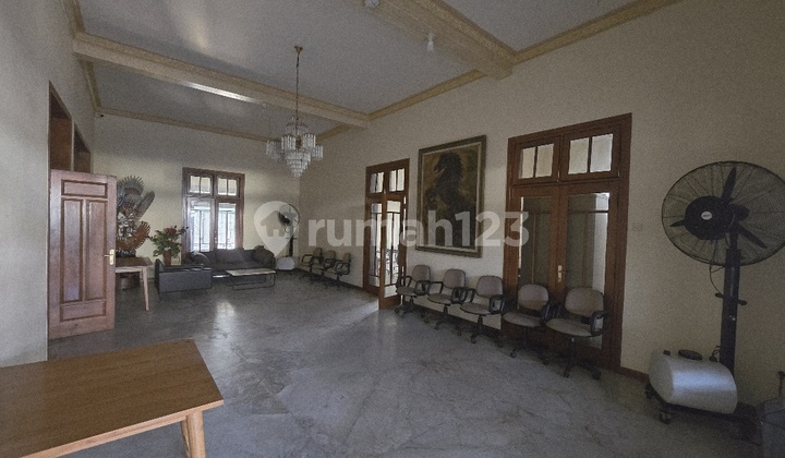 For Sale: Surabaya Central Business House