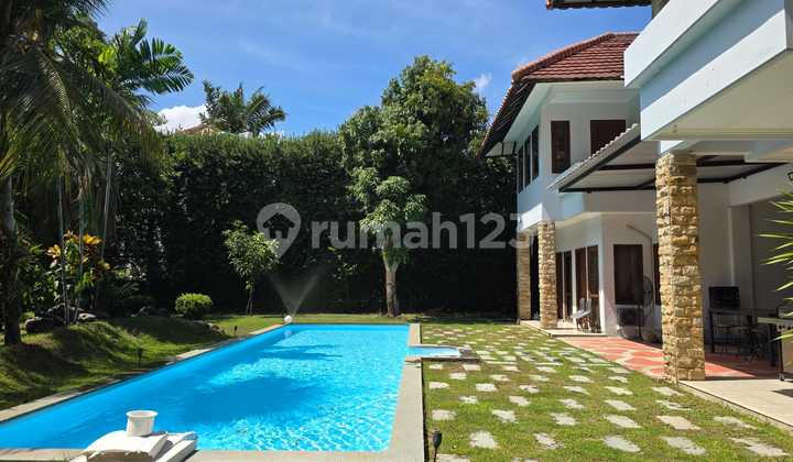 Disewakan Rumah Graha Family Surabaya Barat Disewakan Rumah Graha Family Surabaya Barat