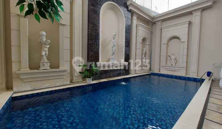 Dijual Rumah Mewah + Kolam Renang, Pakuwon City Virginia Regency 1