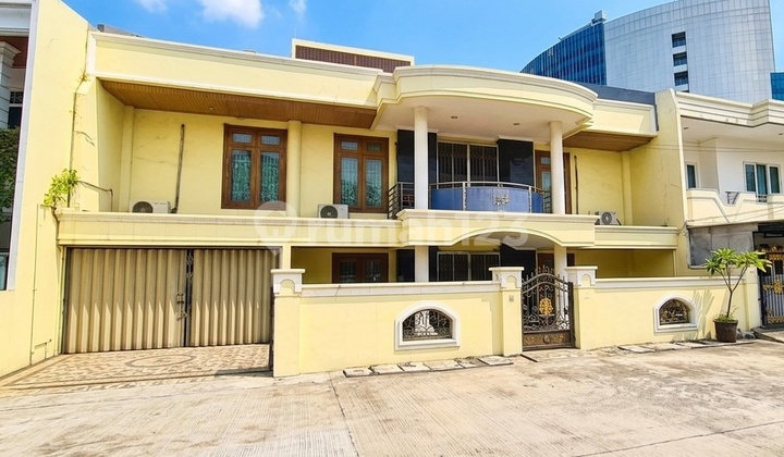 2-Story House in Bni46 Complex 232m2, 2 Car Row 2-Story House in Bni46 Complex 232m2, 2 Car Row