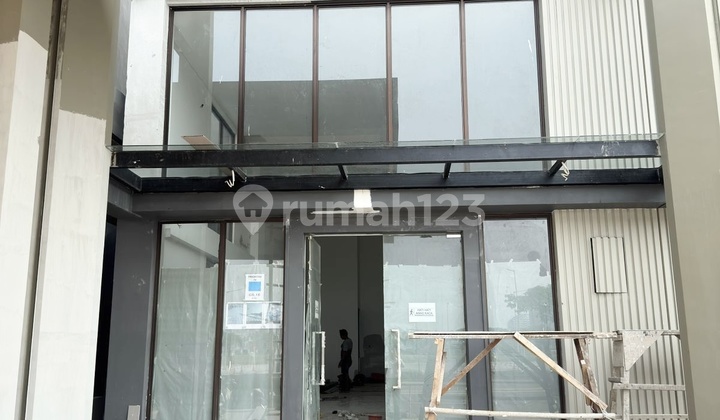 For Rent Studio Loft Hampton Avenue 6X18 2