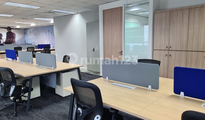 Office UOB Plaza Thamrin Fully Furnished Office UOB Plaza Thamrin Fully Furnished