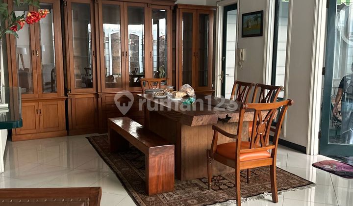 Disewakan Rumah Bagus Tropical Pondok Indah 2