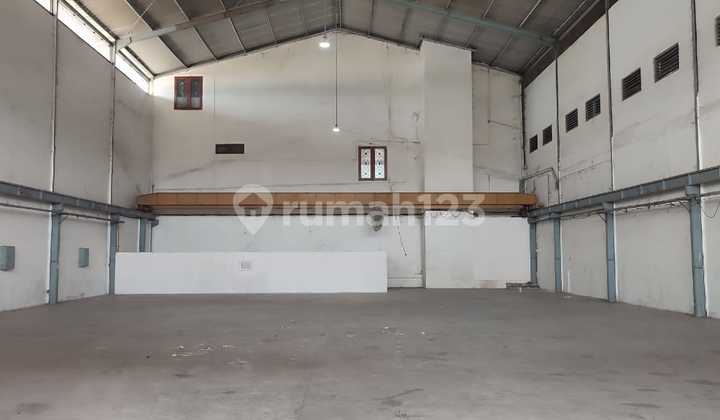 Sewa Gudang Peternakan 22x40 Jakarta Barat