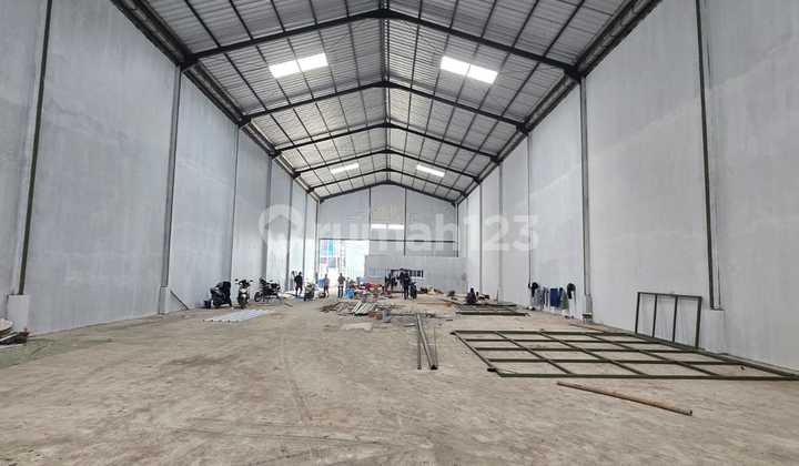 Gudang Laksana Brand New 15X53 With Office