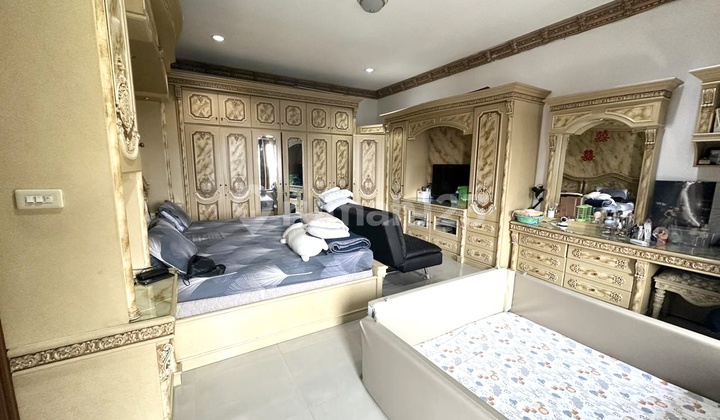 Rumah Sunter 18x15 Hook 3 Lantai Bebas Banjir