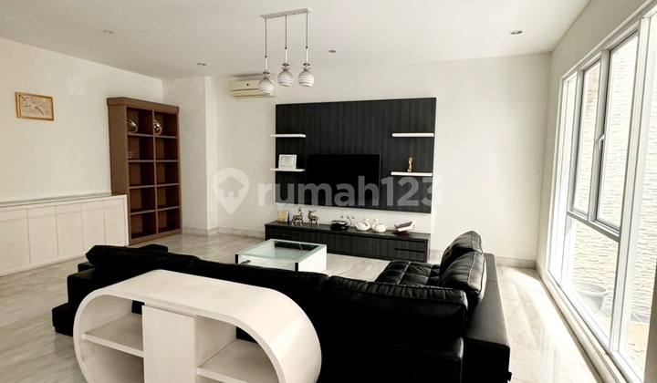 Rumah Rapi Minimalis Pluit 10x23 Fully Furnished Rumah Rapi Minimalis Pluit 10x23 Fully Furnished