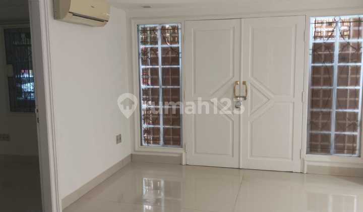 Rumah Hook Tanjung Duren Semi Furnish Cocok Untuk Kost 1
