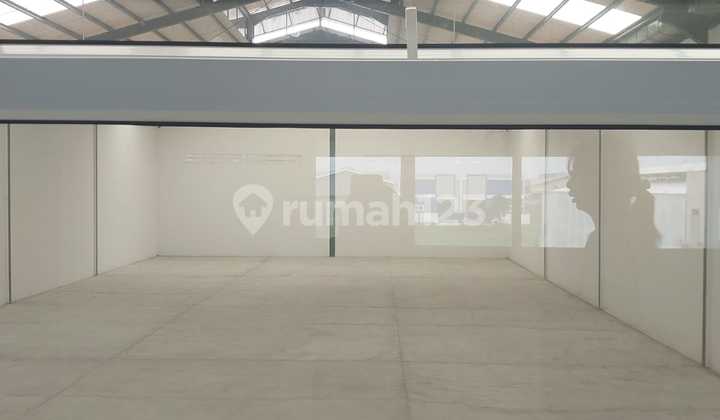 Laksana Business Park Warehouse 15x62 2 Floors