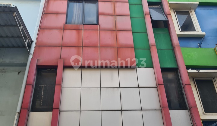 Kost Mangga Besar Raya 15 Kamar Dijual Cepat Kost Mangga Besar Raya 15 Kamar Dijual Cepat
