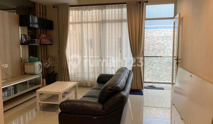 Dijual Rumah Bagus Golf Lake Cengkareng 10X20 2