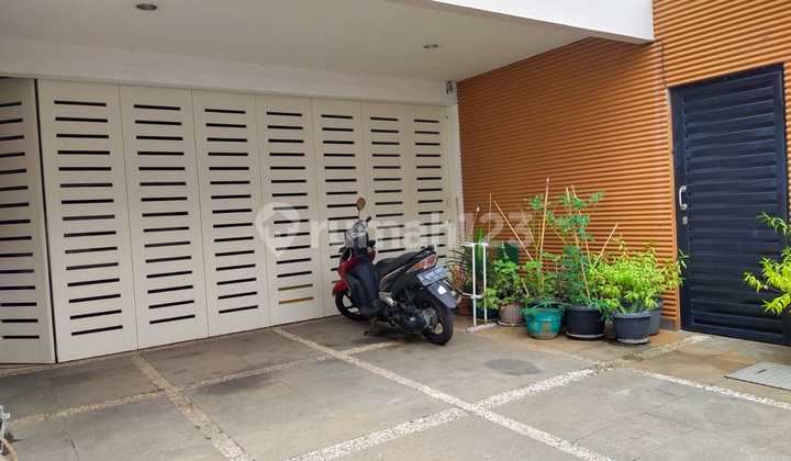 Manyar Permai Pik 9.5x25 Semi Furnished Minimalis