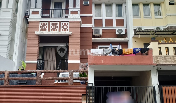 Rumah Bgm Pik Town House Emerald 5 Bedroon