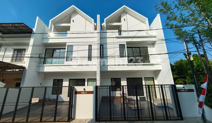 Rumah Brand New Sunter Agung Barat 3 Lantai