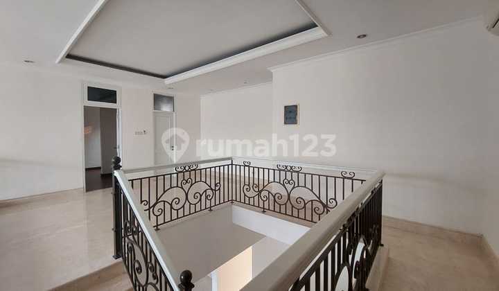 Rumah Pondok Indah Belakang Mall 5 Bedroom
