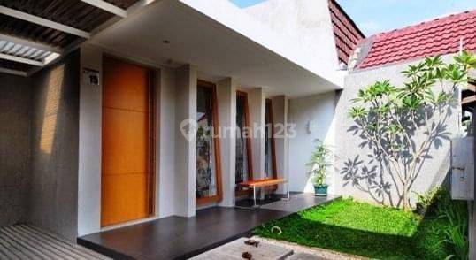 Dijual Rumah Bagus Dan Bebas Banjir Semi Furnished Di Taman Meruya Ilir Jakarta Barat  1