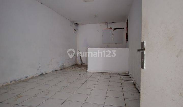 Ruko di Jalan Brigif Jagakarsa, Jakarta Selatan 8