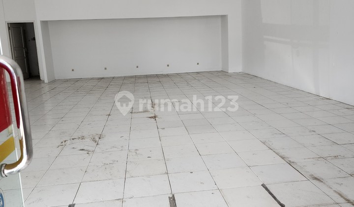 Ruko Pinggir Jalan Brigif Jakarta Selatan 3