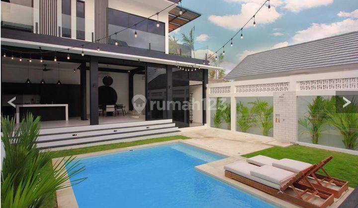 Villa Leasehold Desain Modern Area Kayu Tulang, Canggu 1