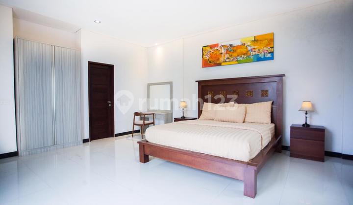 Villa 2 Bedrooms With Modern Minimalist Concept in Legian Bali 4