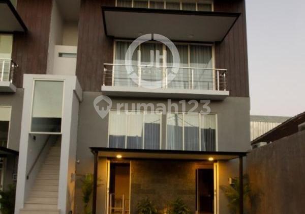 Apartemen Nyaman Dan Berperabotan Lengkap Di Jalan Sunset, Kuta, Dekat Mall Bali Galeria Dan Bandara Ngurah Rai