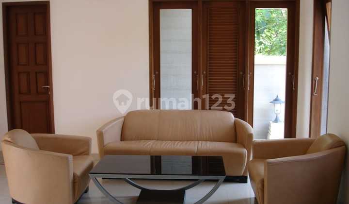 Beautiful House With Swimming Pool At Peguyangan Modern Design & Furnished Condition, Close To Ngurah Rai University, Lumintang Park And Main Road Of Gatot Subroto Timur