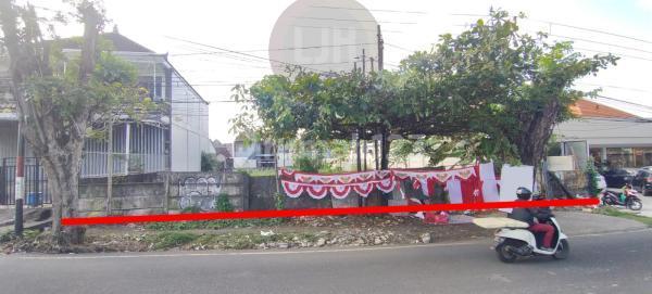 Land for sale in a strategic area of Gatot Subroto, Denpasar. Suitable for Business. Close to McDonald's, KFC, and Starbucks. Land for sale in a strategic area of Gatot Subroto, Denpasar. Suitable for Business. Close to McDonald's, KFC, and Starbucks.