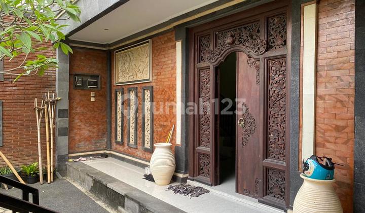 Balinese Style House For Sale At Pedungan, Denpasar Selatan, Ricefield View And Paved Road Access, Near To Mall Bali Galeria And Kuta Area 2