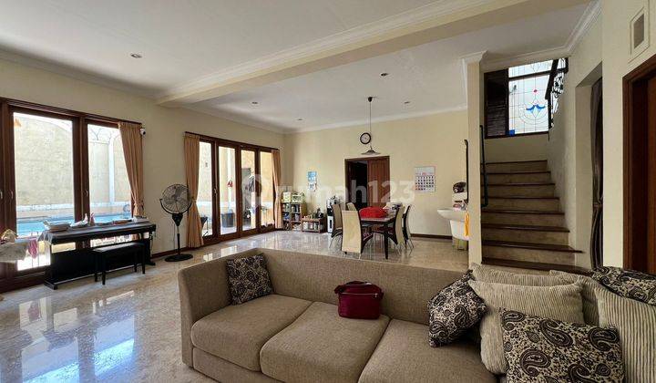 Beautiful and Luxury House In Renon Denpasar, Complete With Swimming Pool, Close to Renon Park, Mall Plaza Renon and Sanur 1