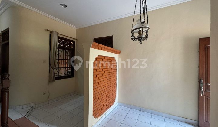 House In Residential Area, Tukad Balian, Renon, Denpasar, Close to Plaza Renon Mall, Renon Park and Sanur 2