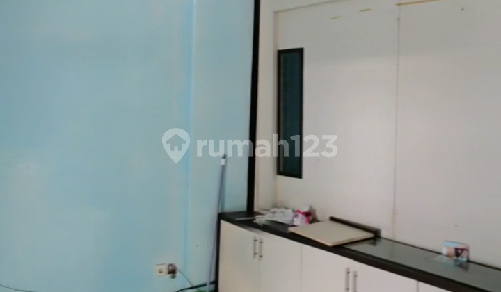 Shophouse in Busy Area Sudirman Denpasar Close to Renon & Teuku Umar 2