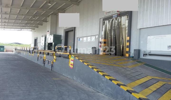 Warehouse 7500 Meters in Cikarang Industrial Area, Bekasi - West Java Warehouse 7500 Meters in Cikarang Industrial Area, Bekasi - West Java