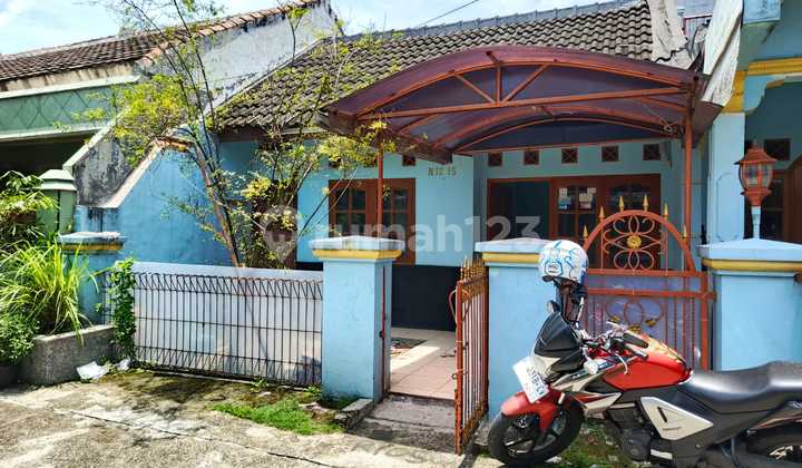 Rumah Mungil Dekat Sekolah 1