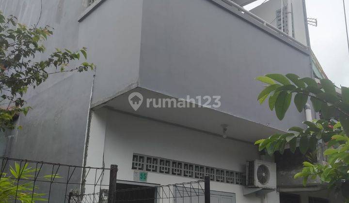 Rumah dekat pasar dan pusat kuliner 1