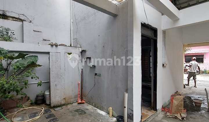 Own a Spacious House for Under 1 Billion 2