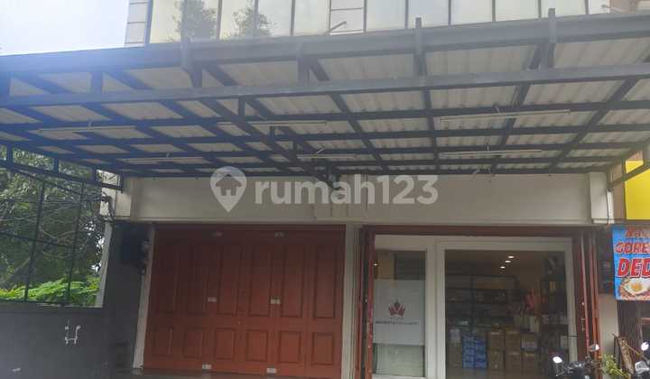 RUKO GANDENG PINGGIR JALAN RAYA 1