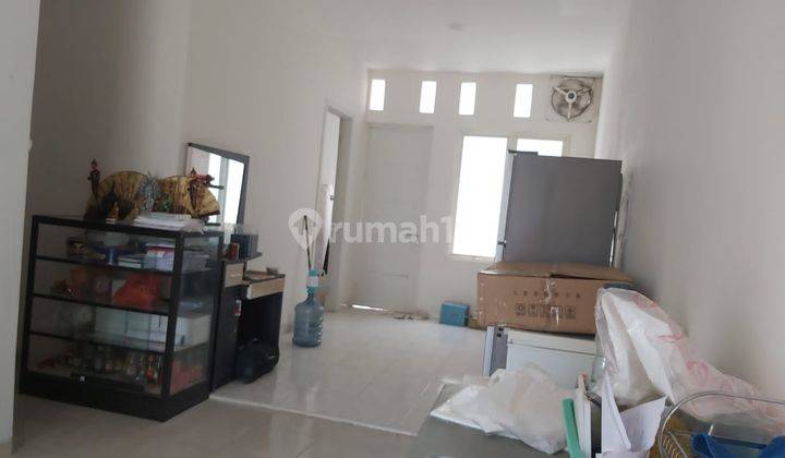 Rumah 2 Kamar Dengan Kamar Utama Luas di Tanjung Bunga  2