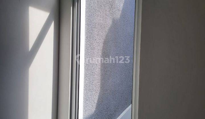 Rumah 2 Lantai Summarecon Dekat Ke Tol Dan Bandara 24