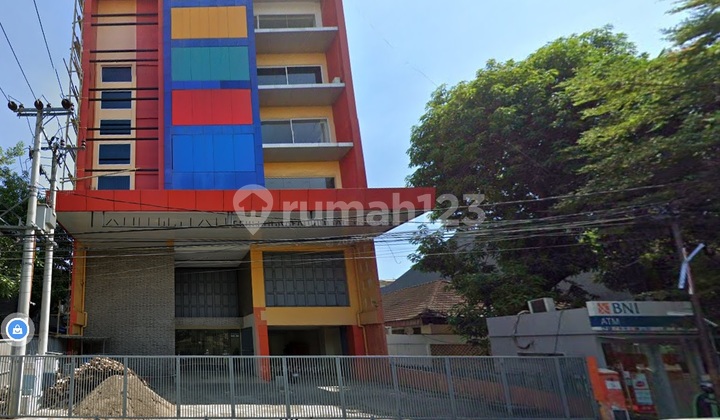 A Canvas for Commerce: 6 Floors Awaiting Your Business