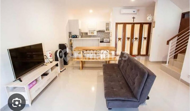 Dijual Rumah One Gate System Dalam Komplek Perumahan Cn 2